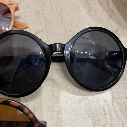 Anonymous sunglasses used, set of 3 pieces
