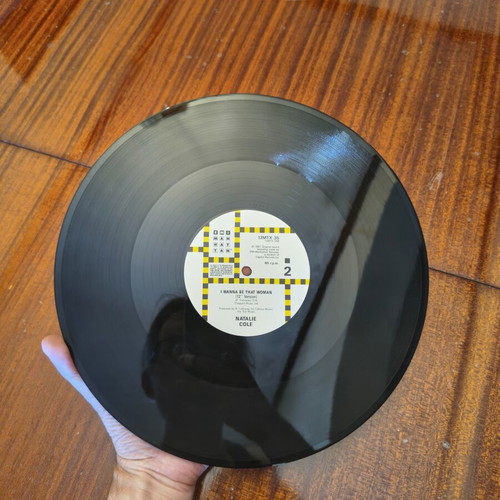 Saint Etienne, Eurythmics, Natalie Cole 12" vinyl maxi-singles used