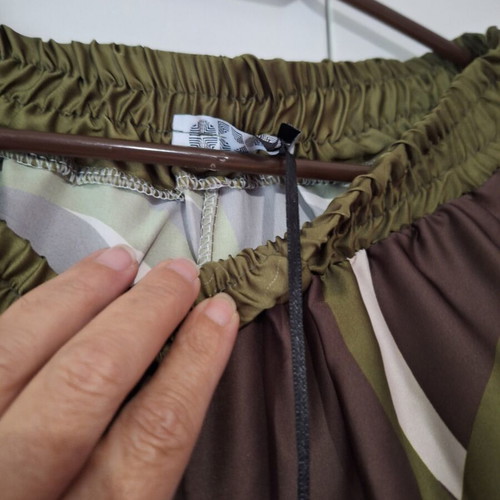 Pants new with tag, silk-like fabric, brown and green, sizes L-XL