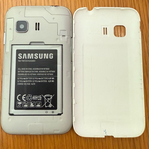 Samsung Galaxy Young 2 like new smartphone with box and charger