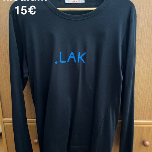 Men's blouses used, various sizes, branded