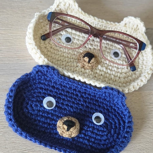 Handmade glasses holders, set of 2, white and blue