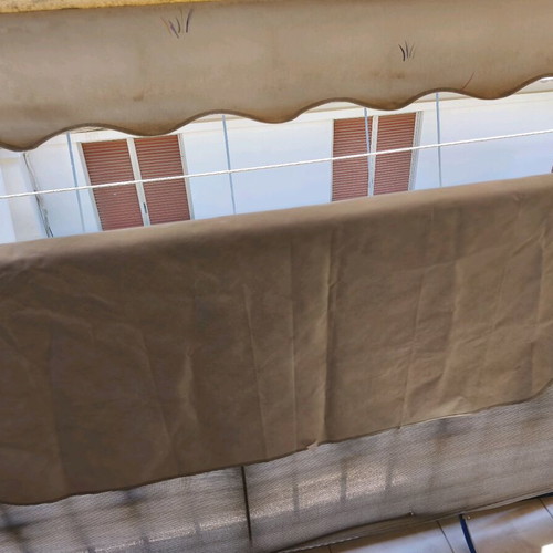 Car sunshade like new