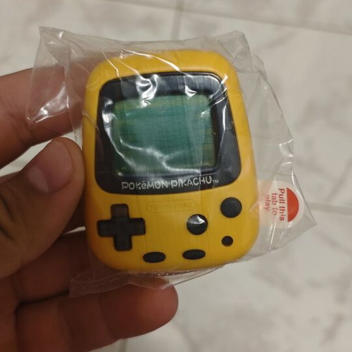 Pokémon Tamagotchi collectible new 1998