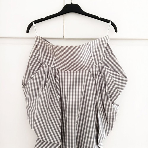 Set of two Atmosphere skirts like new, black and gray
