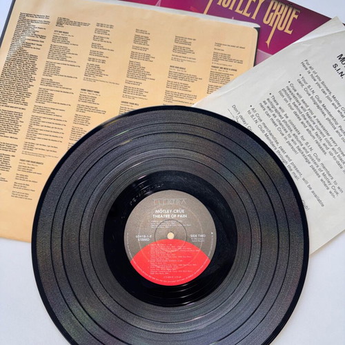 Theatre of Pain Motley Crue LP used, 1st US 1985 metal