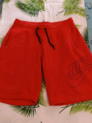 Nike bermuda shorts used, size M