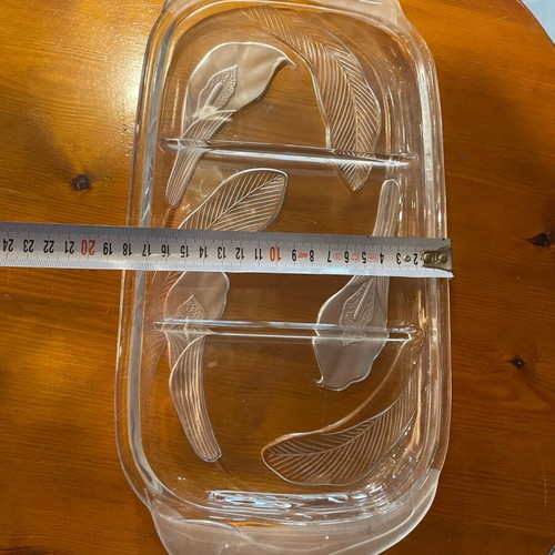 Glass serving platter for nuts with carved leaf designs, like new