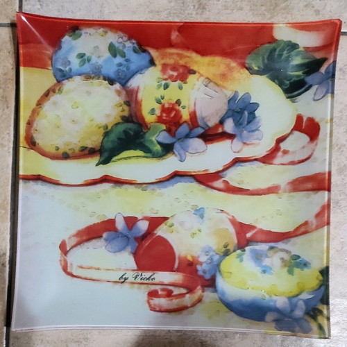 Two Easter platters, 30x30 cm square