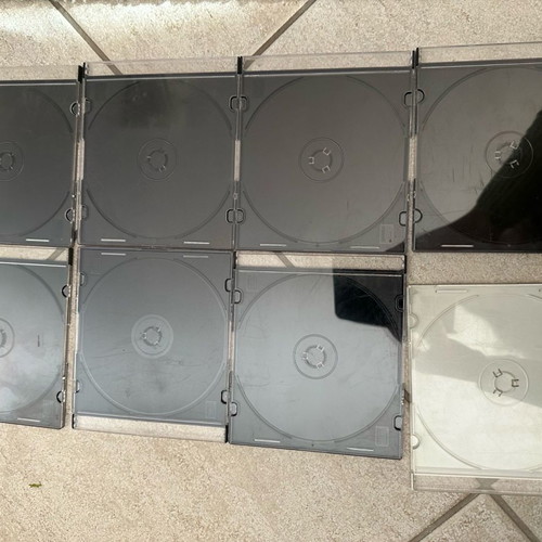 CD cases like new, pack of 8 slim pieces