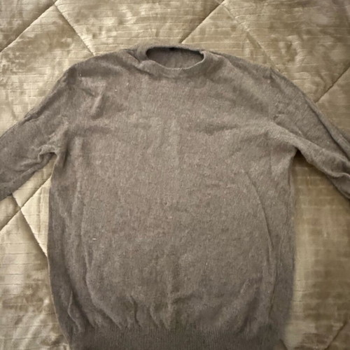 Off White men's knitted blouse size S like new beige