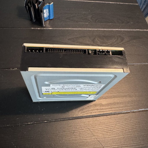Sony NEC Optiarc AD-7200 DVD±RW DL with SATA cable used