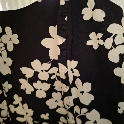 Miss Simbolo floral dress black and white used