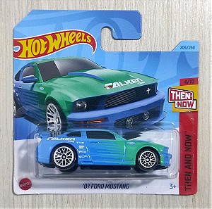 2023 hot wheels '07 Ford Mustang