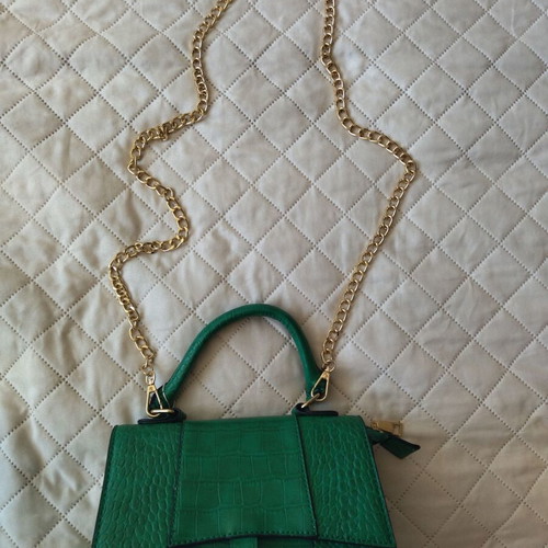 Women's bag new, green, with long removable strap and two inner pockets