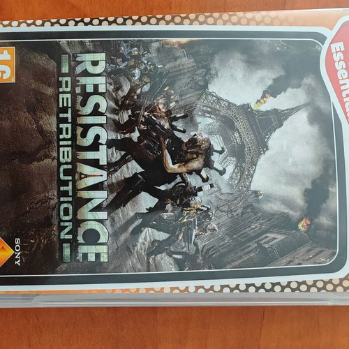 Resistance Retribution PSP game like new