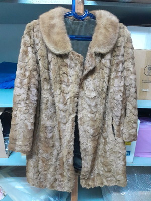Mink fur jacket like new, size M