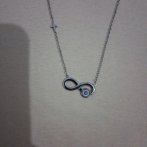 Stainless steel necklace like new, gray and silver