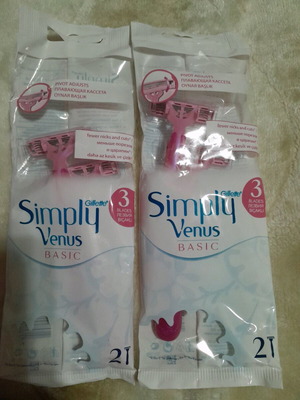 Simply Venus Basic razors new, pack of 2 with 4 pieces