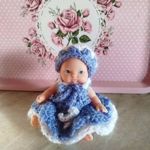 Doll with handmade dress and hat new, 10 cm