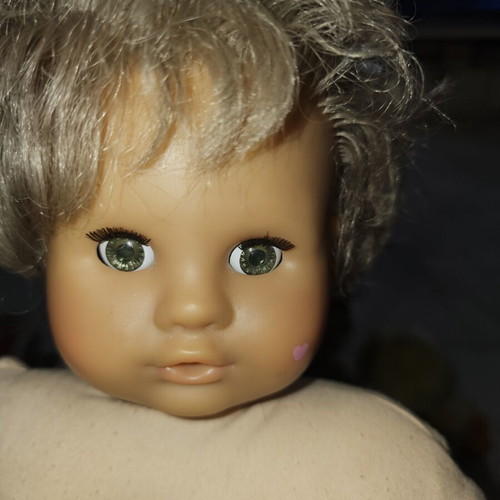 Mattel Talking Doll 1995 used with electronic mechanism and pink heart