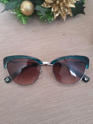 Gigi Barcelona sunglasses like new