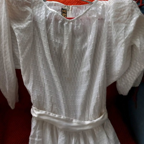 Maxi wedding dress white like new with satin belt