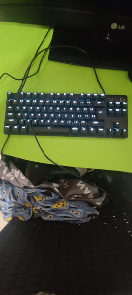 клавиатура Logitech TKL SE