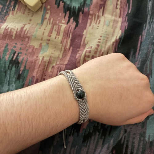 Macrame bracelet new, handmade