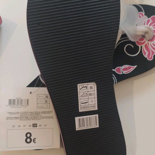Women's floral flip-flops size 39 Happy Holidays