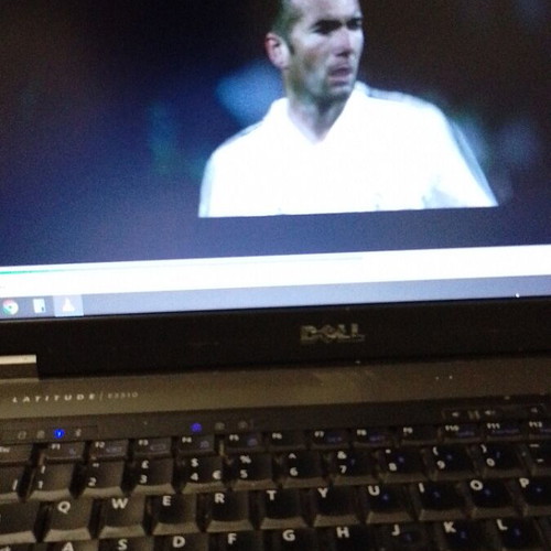Zidane DVD used, biography with subtitles