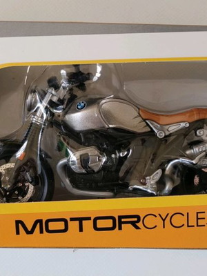 Μινιατούρα Bmw R Nine T Scrambler καινούργια σε κλίμακα 1/12