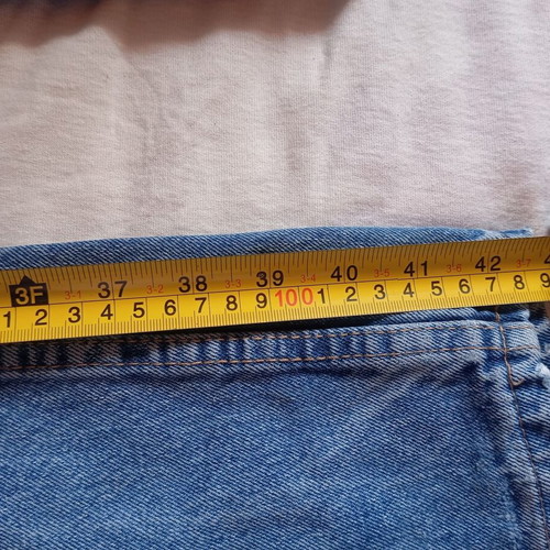 Blue Jean μεταχειρισμένο με μέση 40εκ, μέγεθος 50