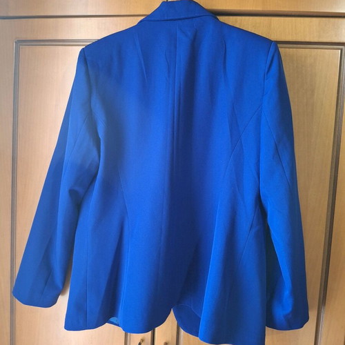 Blue Roua suit jacket new, size 46