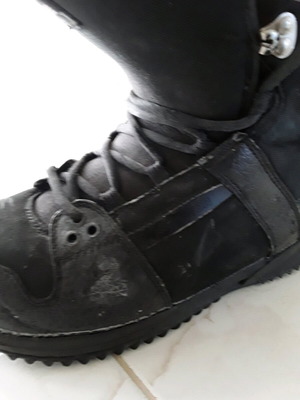 Mountaineering shoes used size 44 black athletic