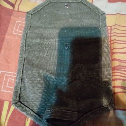 Gun holster used for hanging, 24 cm x 18.5 cm