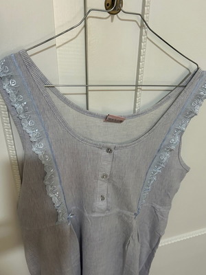 Maternity and nursing nightgown like new, size M, white and blue