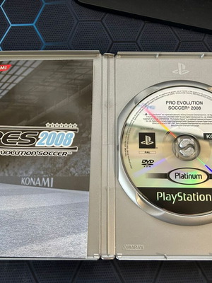 PlayStation 2 Pro Evolution Soccer 8 Platinum complete