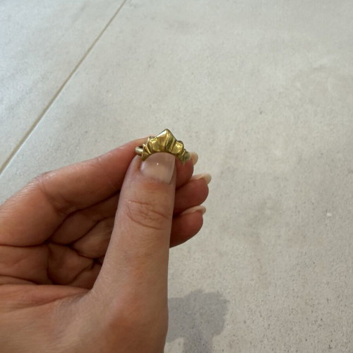 BreakaStone brass ring like new, gold color, OS