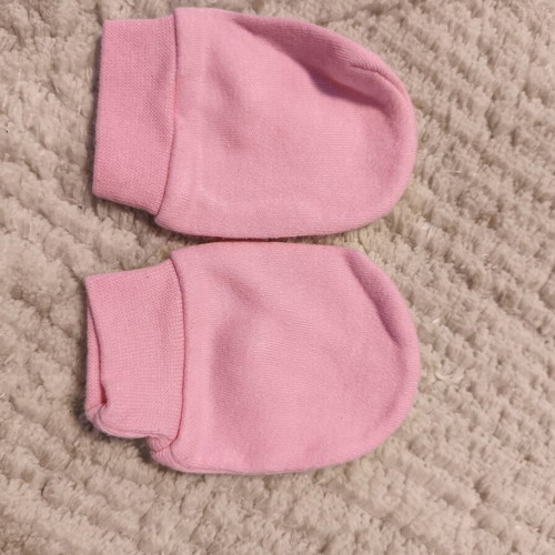 Baby mittens like new, pink