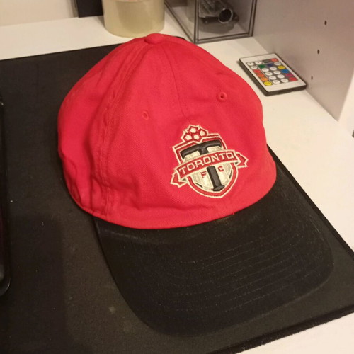 Toronto FC hat like new, red