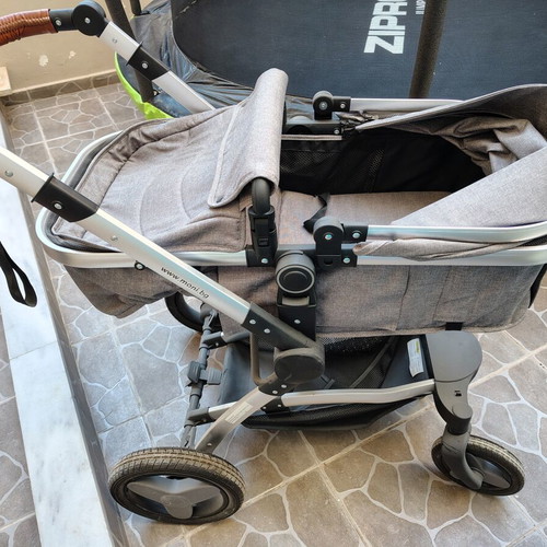 Baby stroller with car seat and accessories