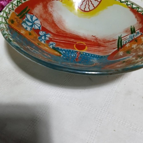 Collectible bowl, new, unused