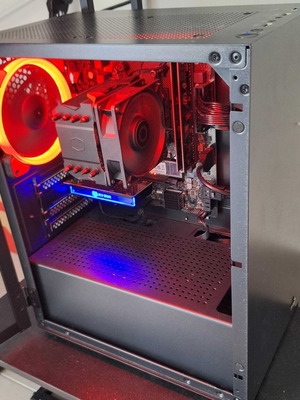 Mini PC with AMD Ryzen 3200g, 16GB RAM, 600GB SSD & NVMe