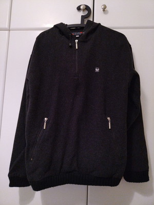 Woolen hoodie medium like new