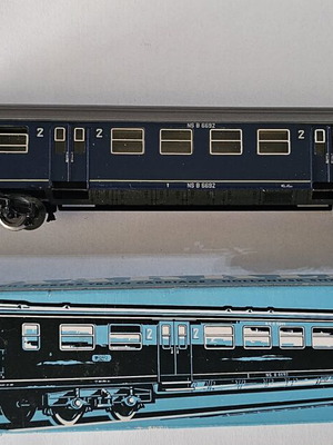 Vintage Märklin 4049 H0 NS B 6692 Ολλανδικό επιβατικό βαγόνι μεταχειρισμένο με κουτί