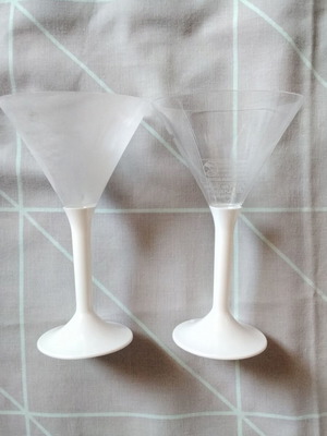 Plastic glasses set of 2 detachable for crafts like new