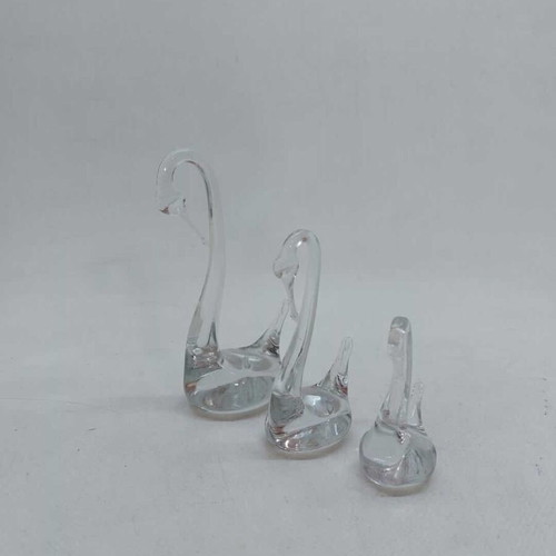 Set of 3 crystal decorative swan figures used