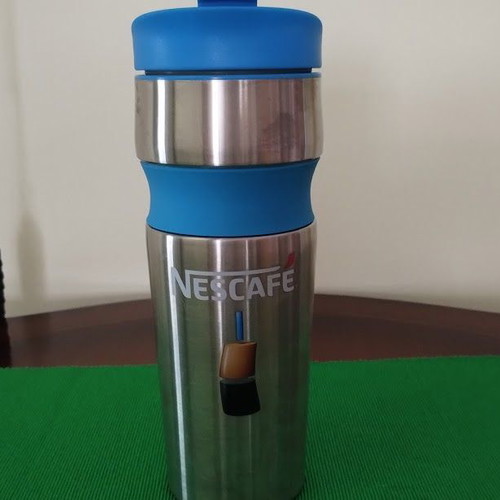 Nescafe collectible shaker thermos like new with Jacobs cups