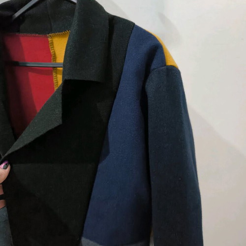 Colorful women's coat like new with pattern, size S/M